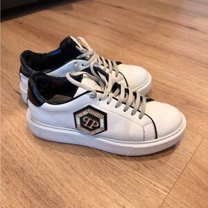 Philipp Plein Unisex White Sneakers with Black Details